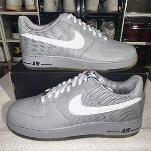 Nike Air Force 1 Low Premium "Futura"
Collection shoe #318775-003 original box